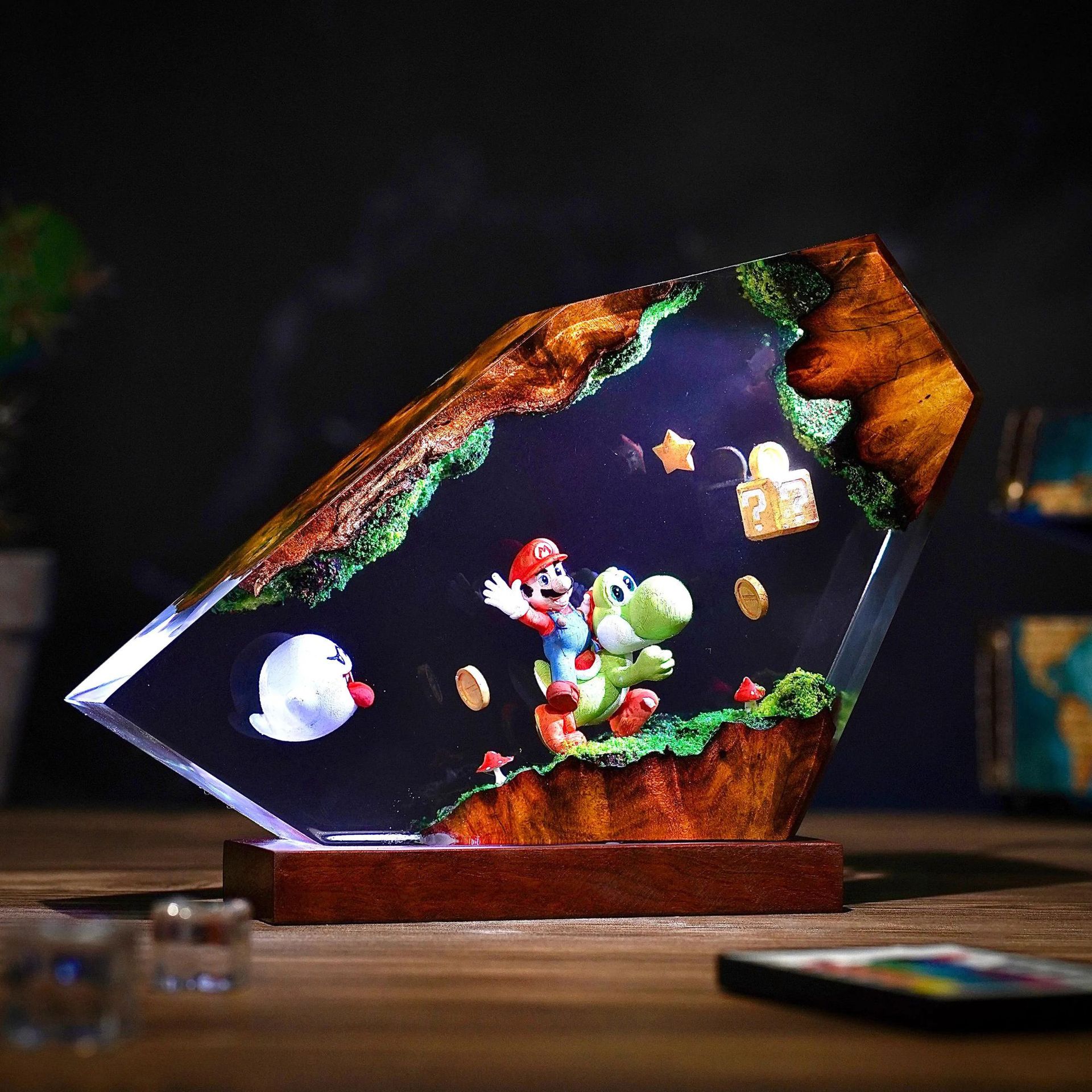 Resin Artist - Table Resin Lamp Cartoon Anime Figure