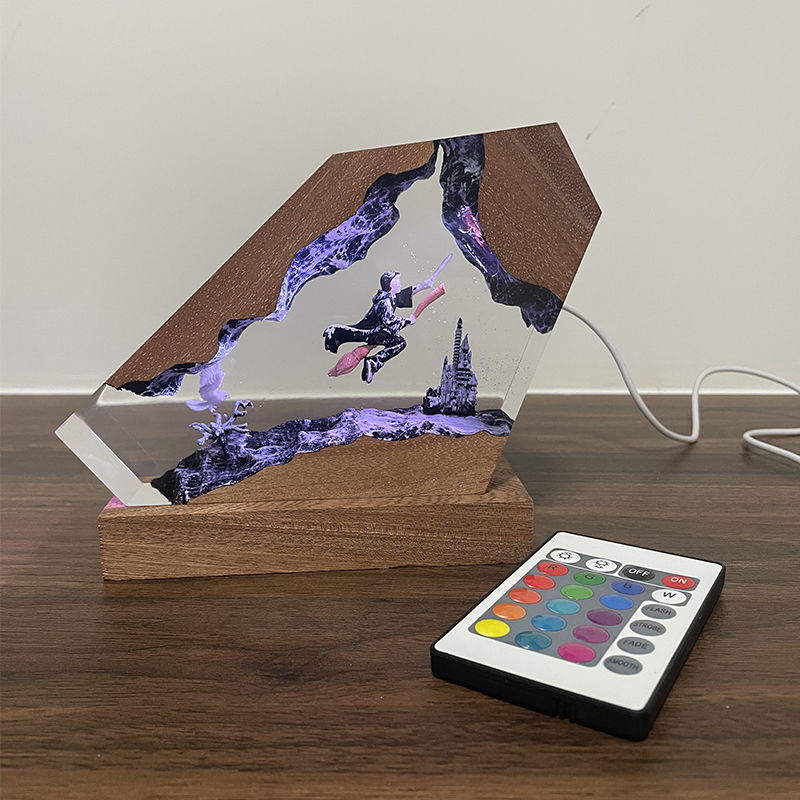 Wood Resin Epoxy Lamp Wizard B - Resin Artist recensione e prezzo