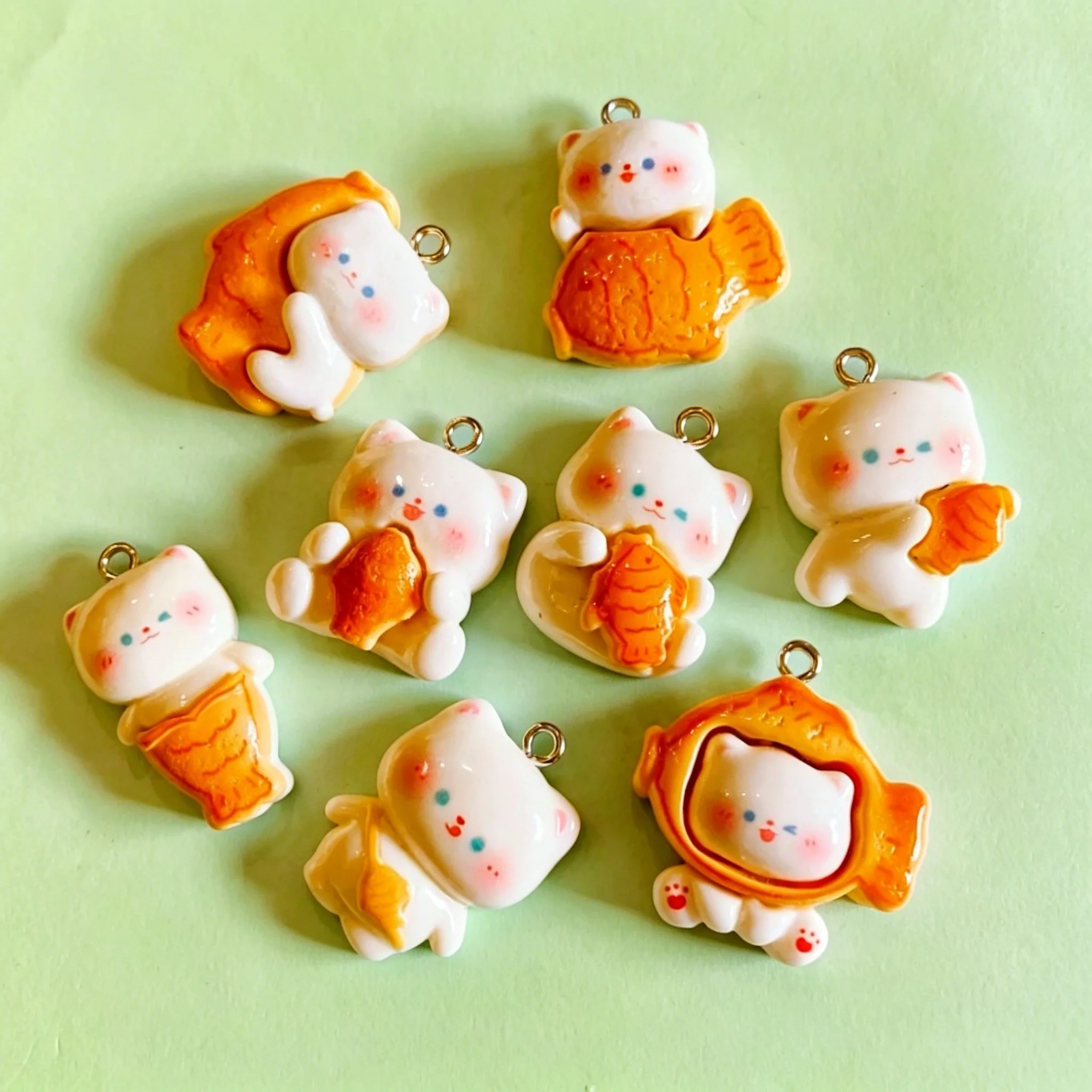 10pcs/lot Cute 3D Taiyaki Cat  - Resin Art Craft recensione e prezzo