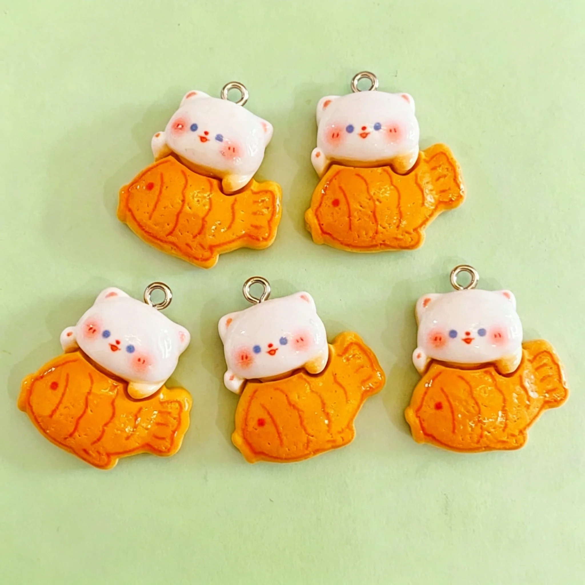 10pcs/lot Cute 3D Taiyaki Cat  - Resin Art Craft recensione e prezzo