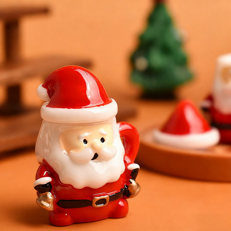 Mini Santa Teacup Ornament - R - Resin Art Craft recensione e prezzo
